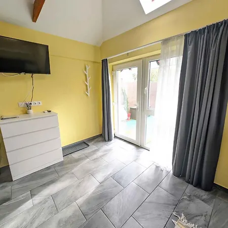 Dom wakacyjny In - Balaton 52077 *