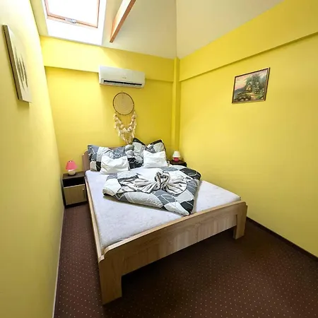 In - Balaton 52077 Siófok