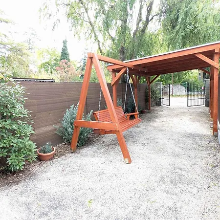 Dom wakacyjny In - Balaton 52077 Siófok