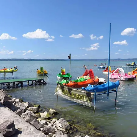 In - Balaton 52077 Siófok