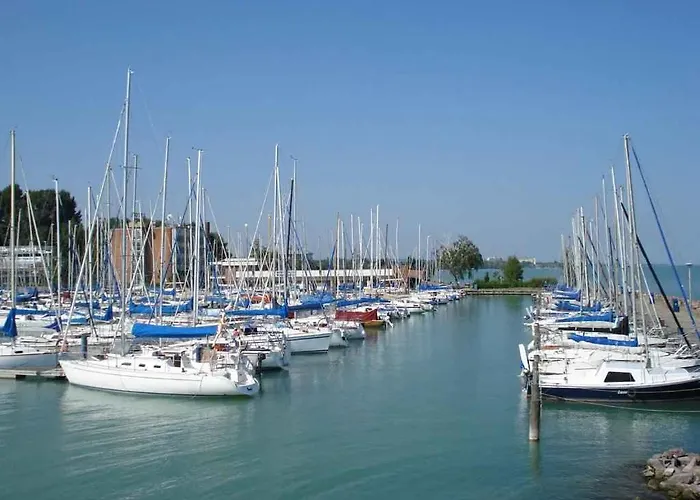 Ferienhaus In - Balaton 52077